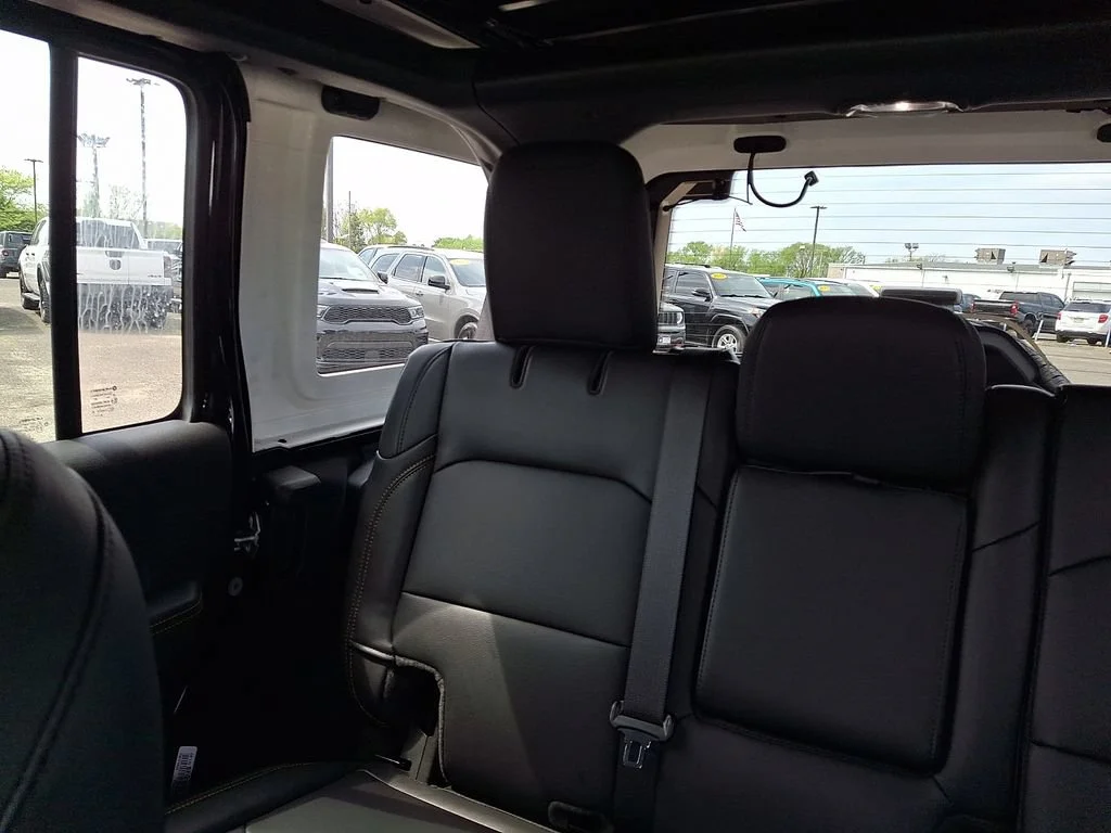 New 2026 Black Clearcoat Jeep Sahara image 13