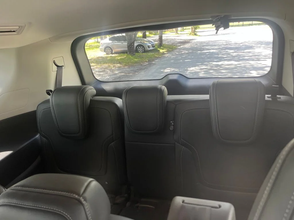 Used 2025 Aspen White Nissan SV image 13