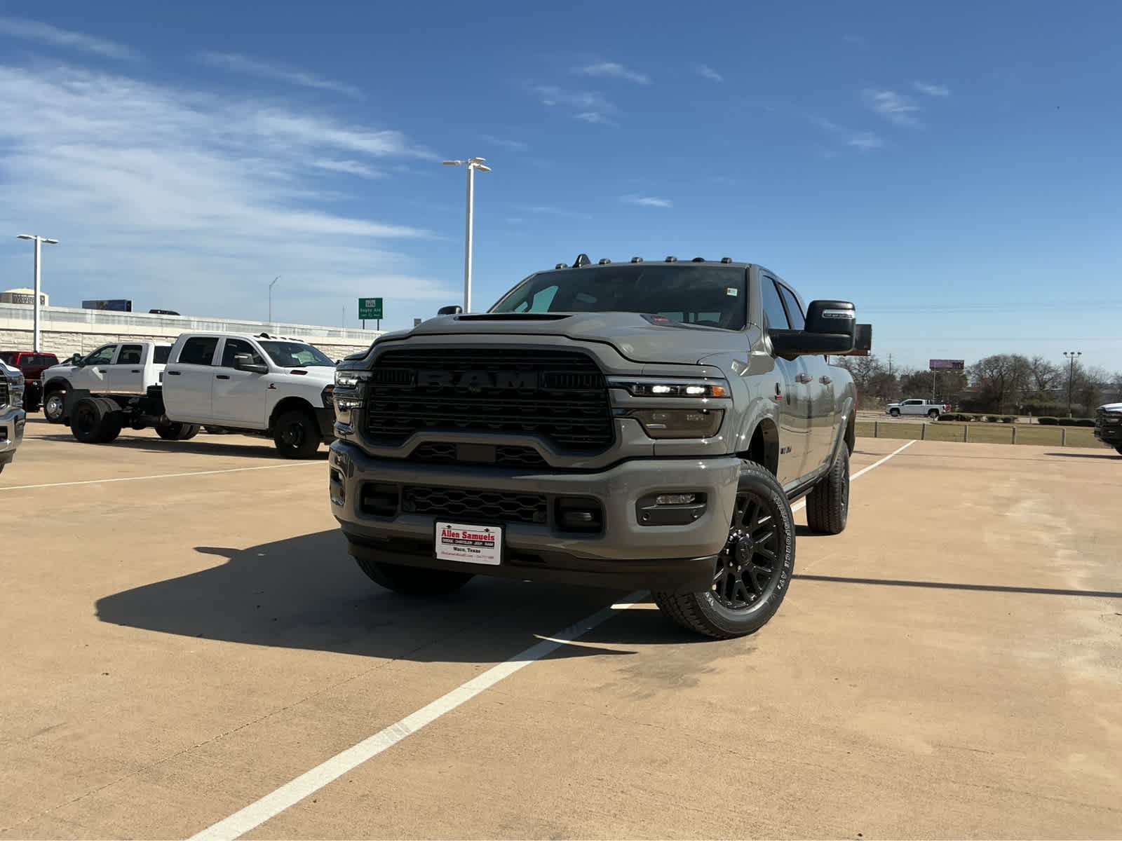 New 2026 Ceramic Gray Clearcoat Ram Limited image 2