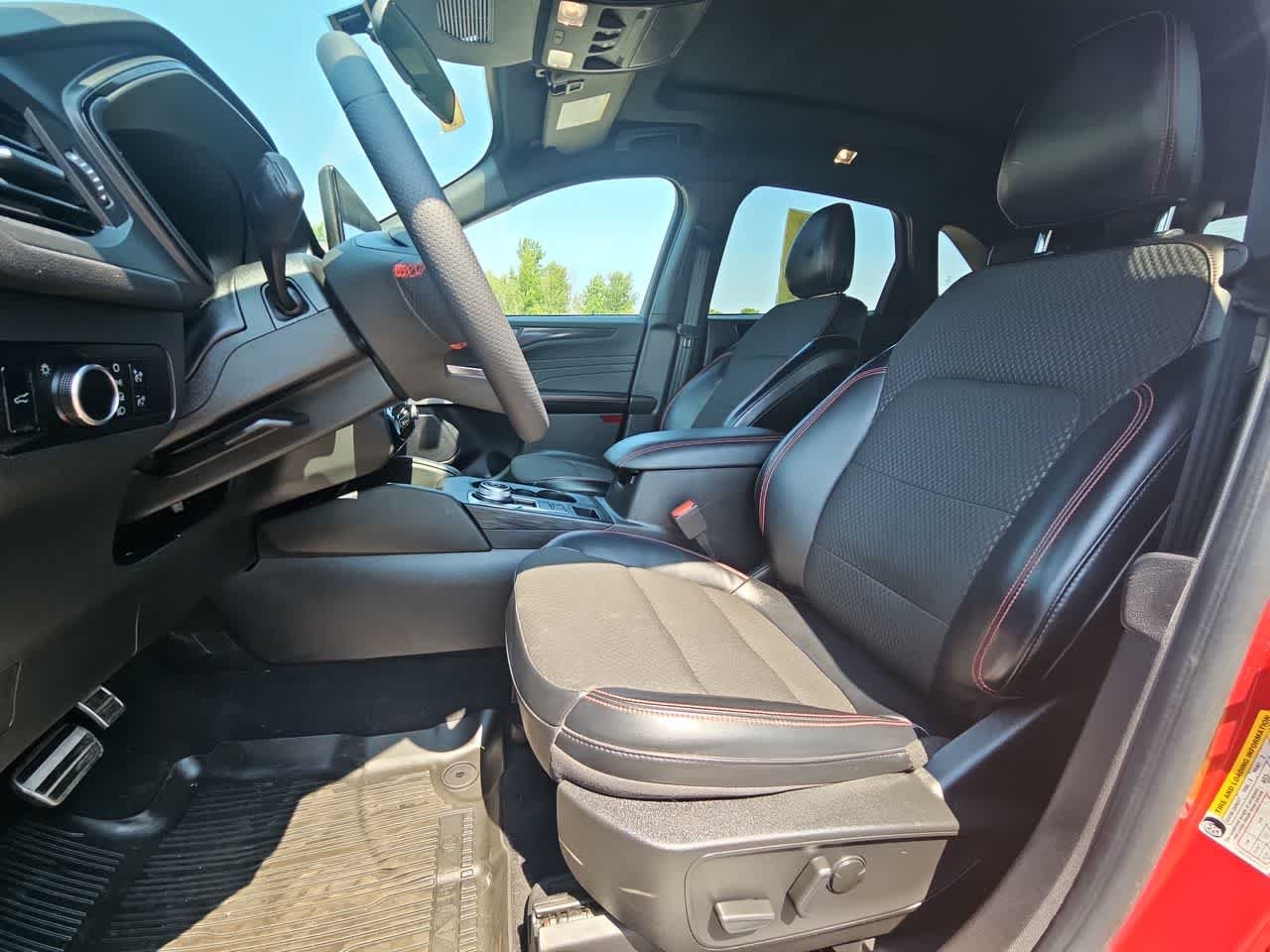 Used 2023 Rapid Red Metallic Tinted Clearcoat Ford ST-Line image 12