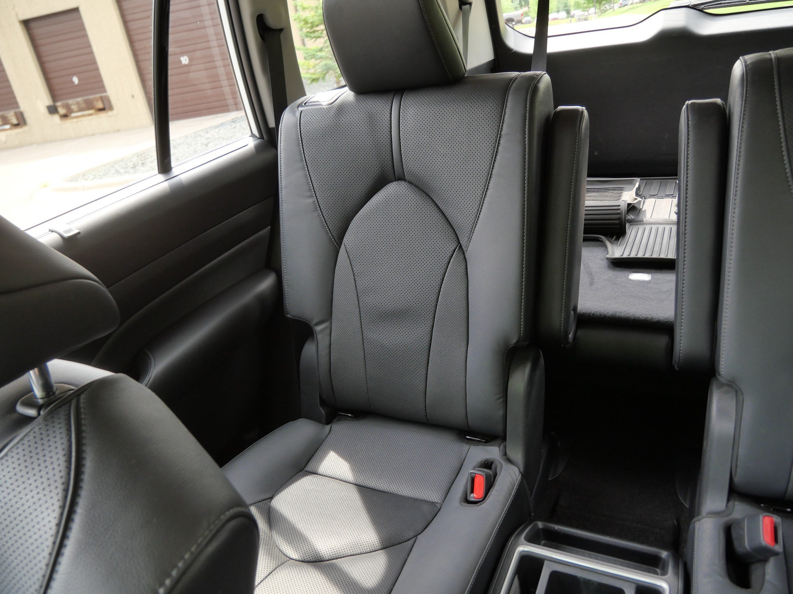Certified Used 2024 Wind Chill Pearl Toyota Limited image 13