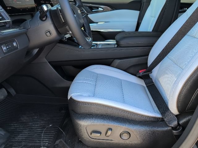 2026 Chevrolet Traverse High Country - Photo 13