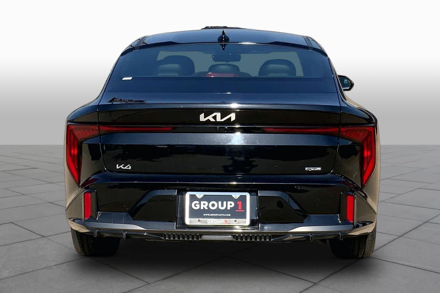 Used 2025 Aurora Black Pearl Kia GT-Line image 5