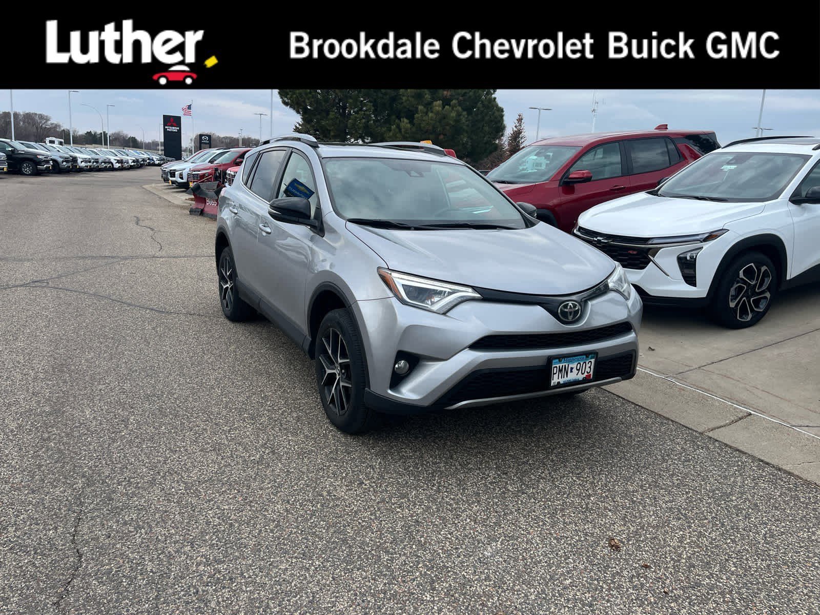 2017 Toyota RAV4 SE