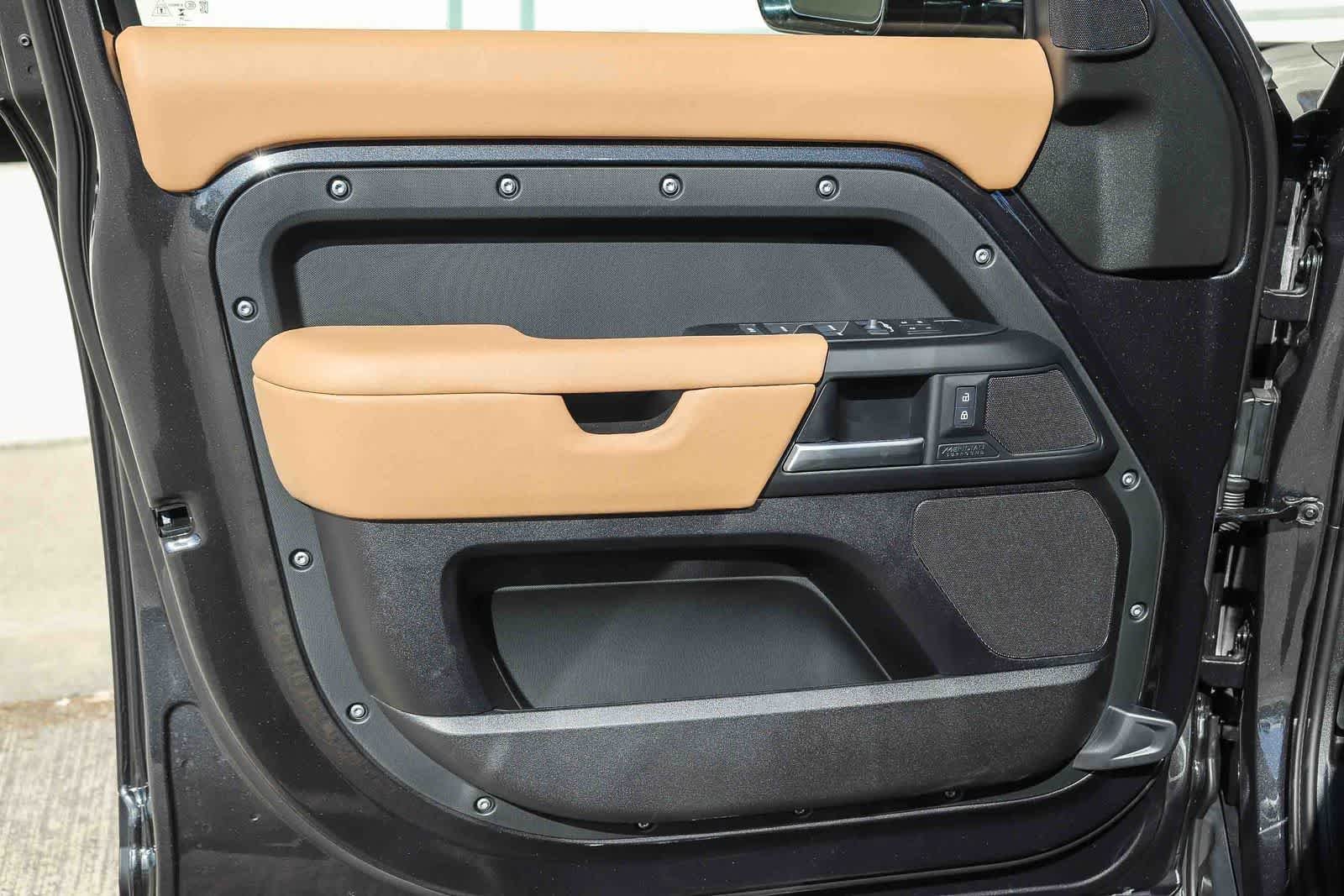 New 2026 Carpathian Grey Land Rover X-Dynamic SE image 20