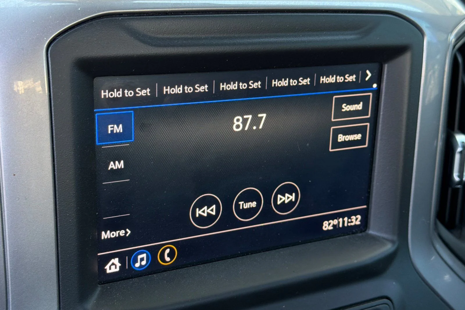 Used 2020 White Chevrolet Work Truck image 18