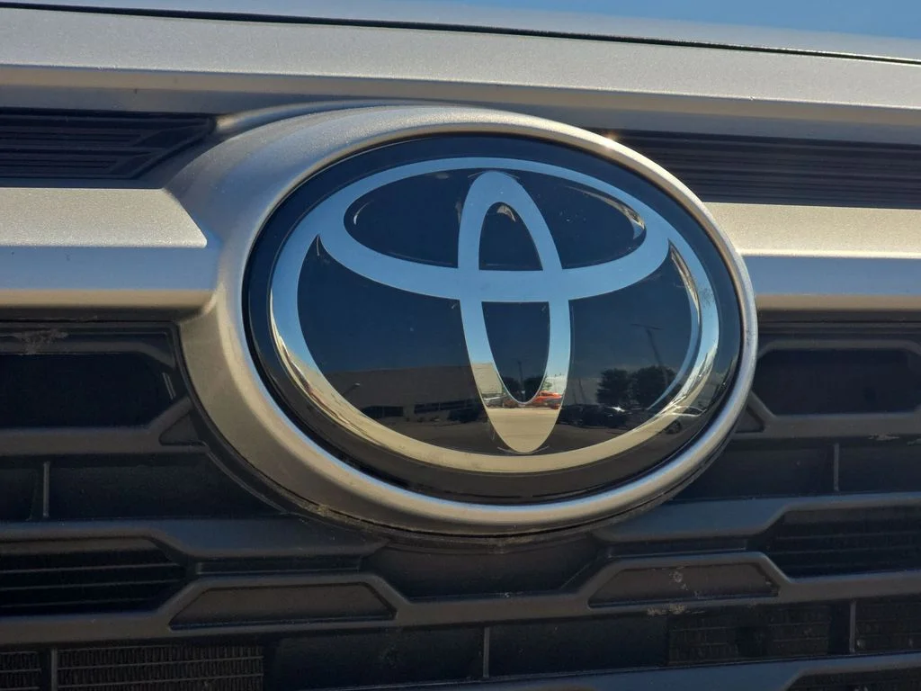 Used 2023 Silver Toyota LE image 35
