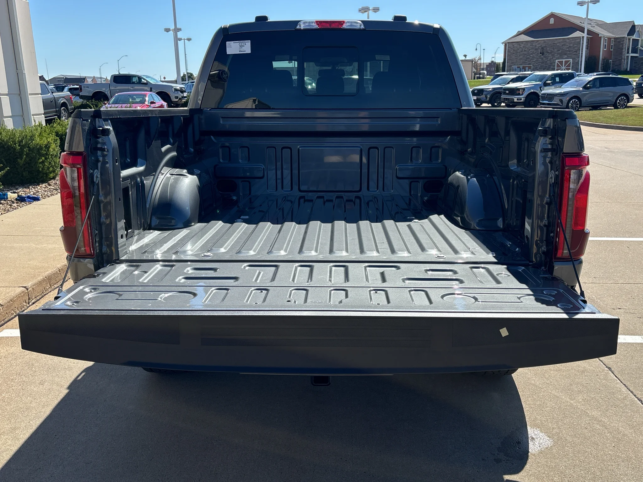 New 2026 Carbonized Gray Metallic Ford XLT image 9