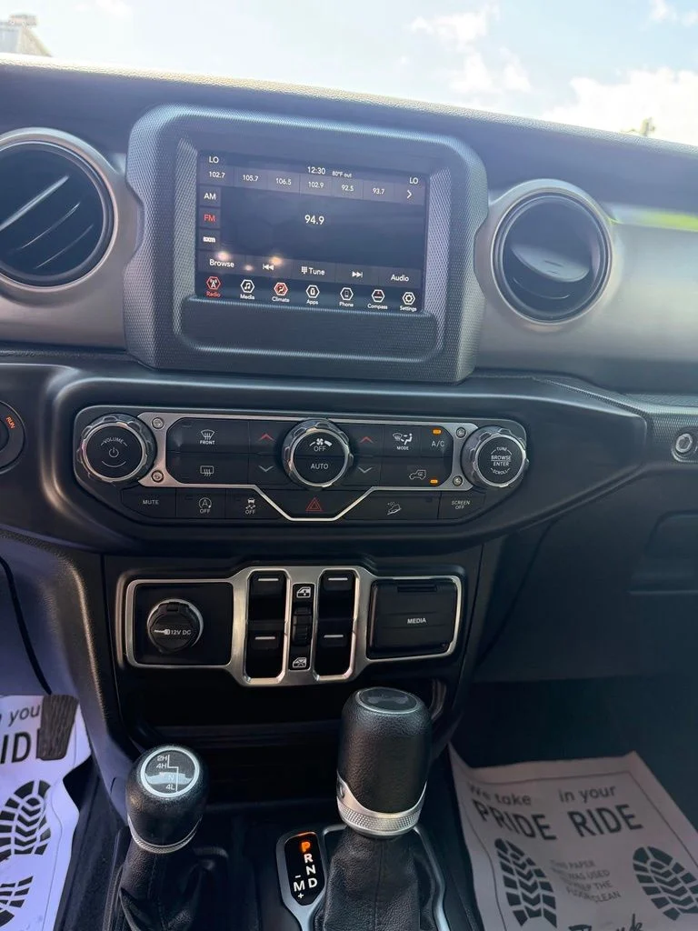 Used 2020 Black Jeep Unlimited Sport S image 14