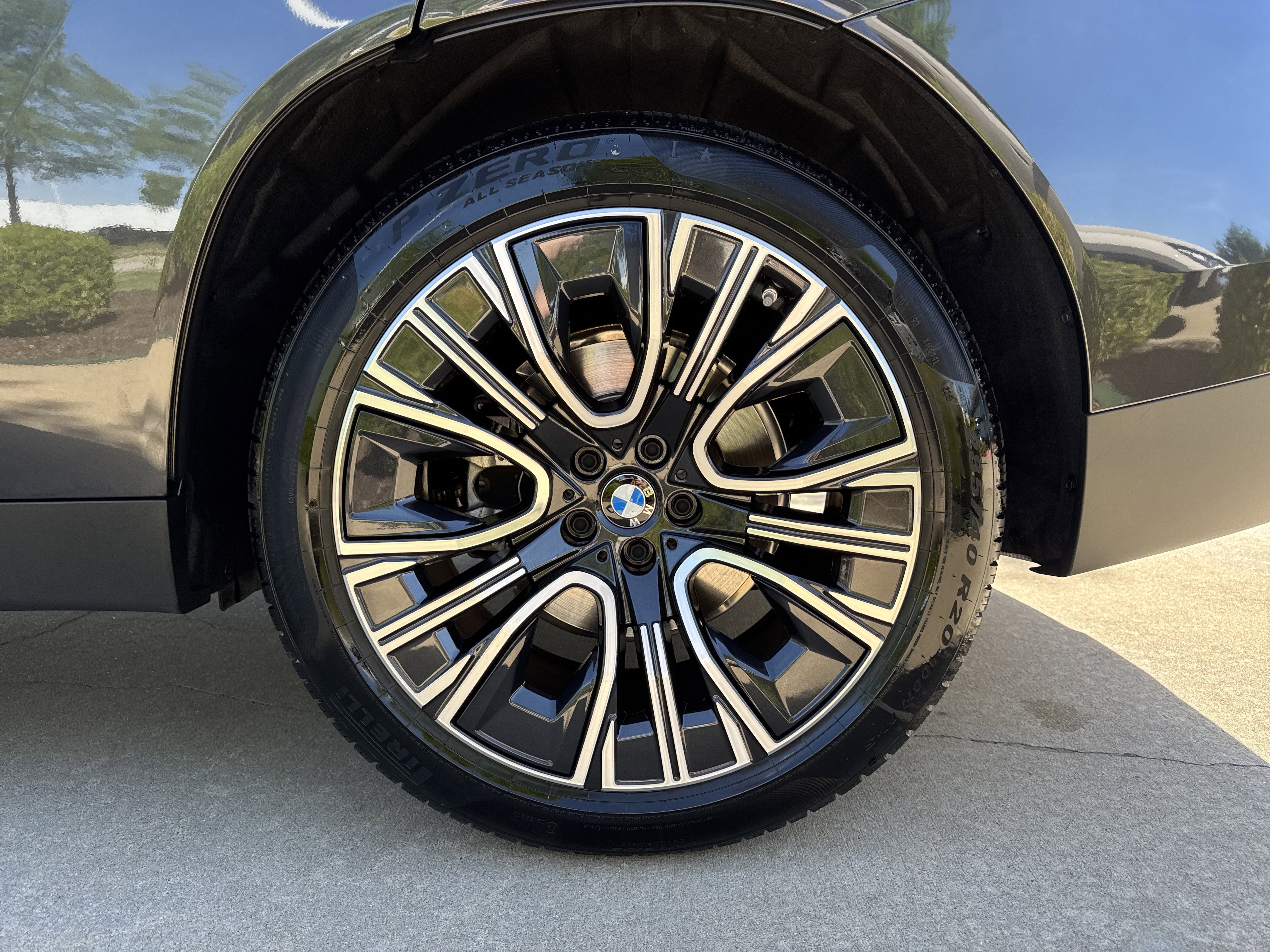 Certified Used 2025 Dark Graphite Metallic BMW 30 xDrive image 24