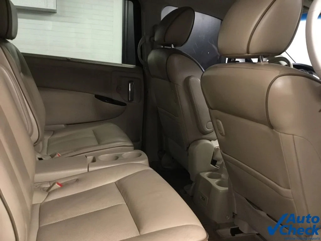 Used 2011 White Nissan 3.5 LE image 35