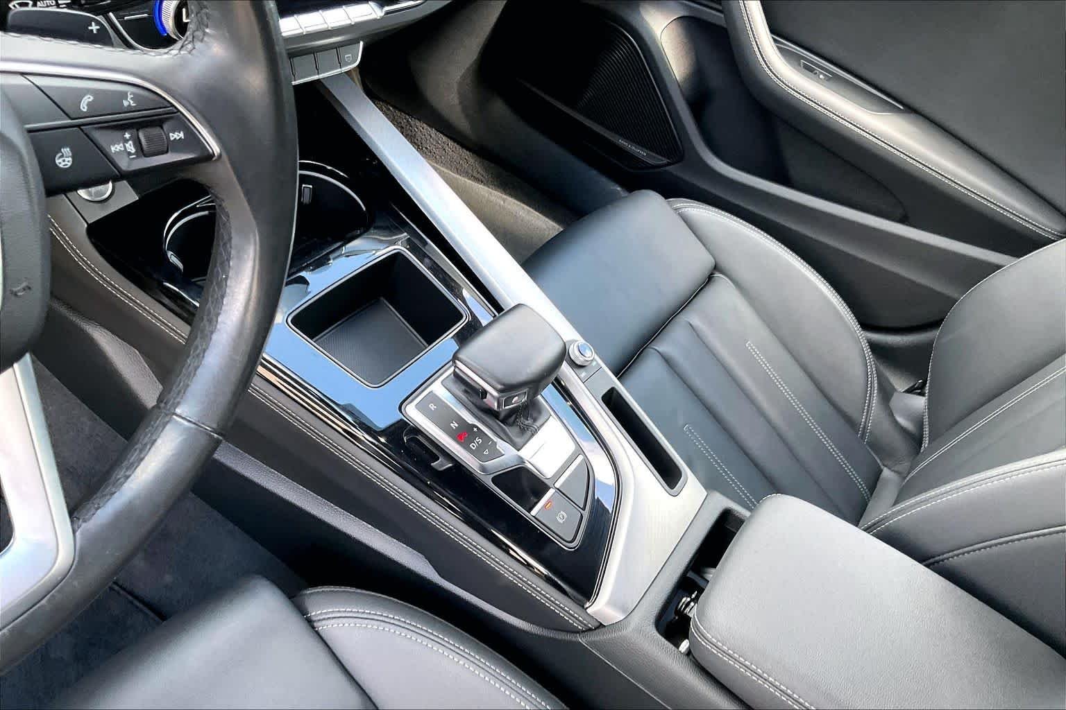 Used 2023 Daytona Gray Pearl Effect Audi S line Premium Plus image 16