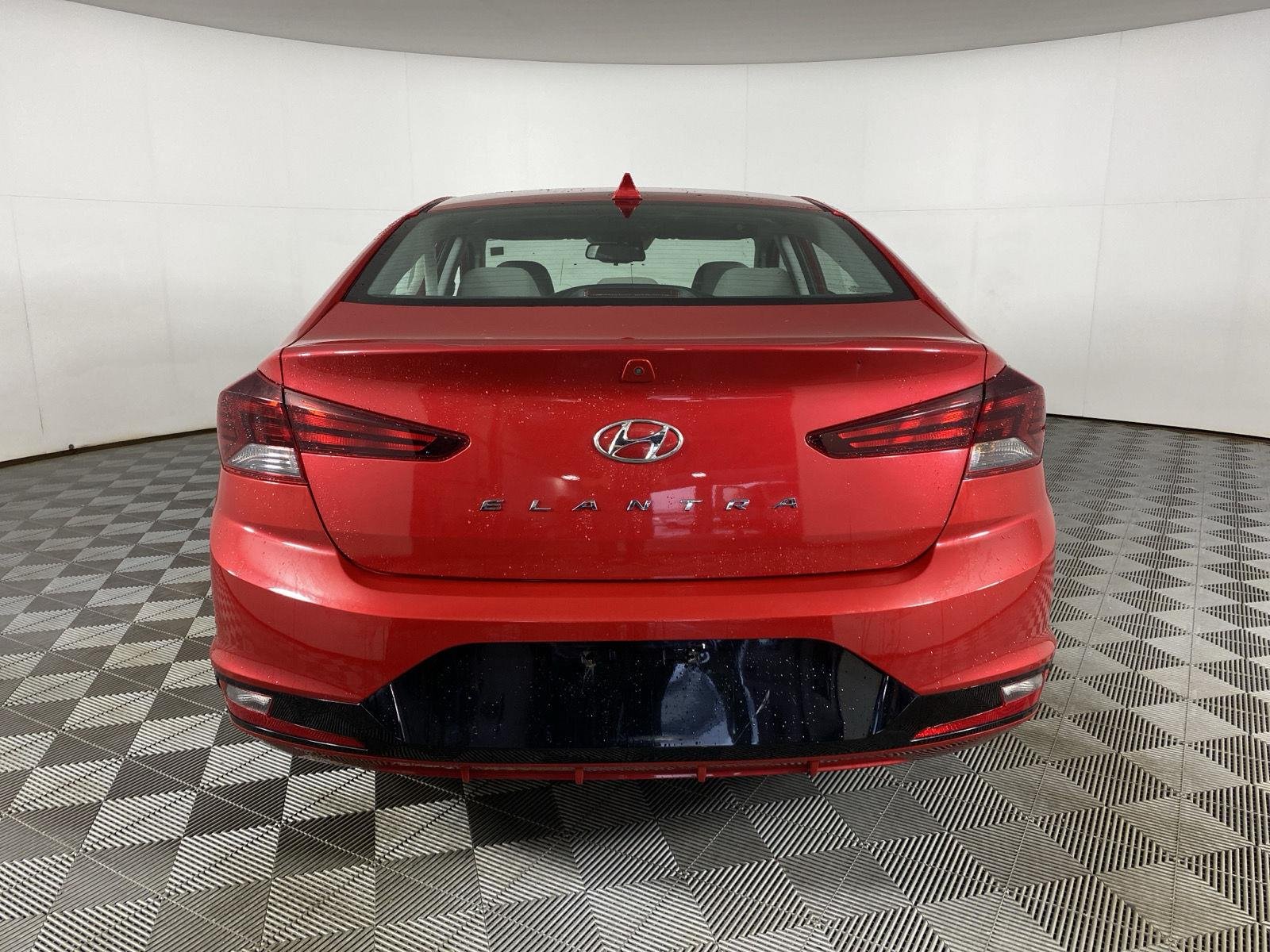Used 2020 Calypso Red Hyundai Value Edition image 6