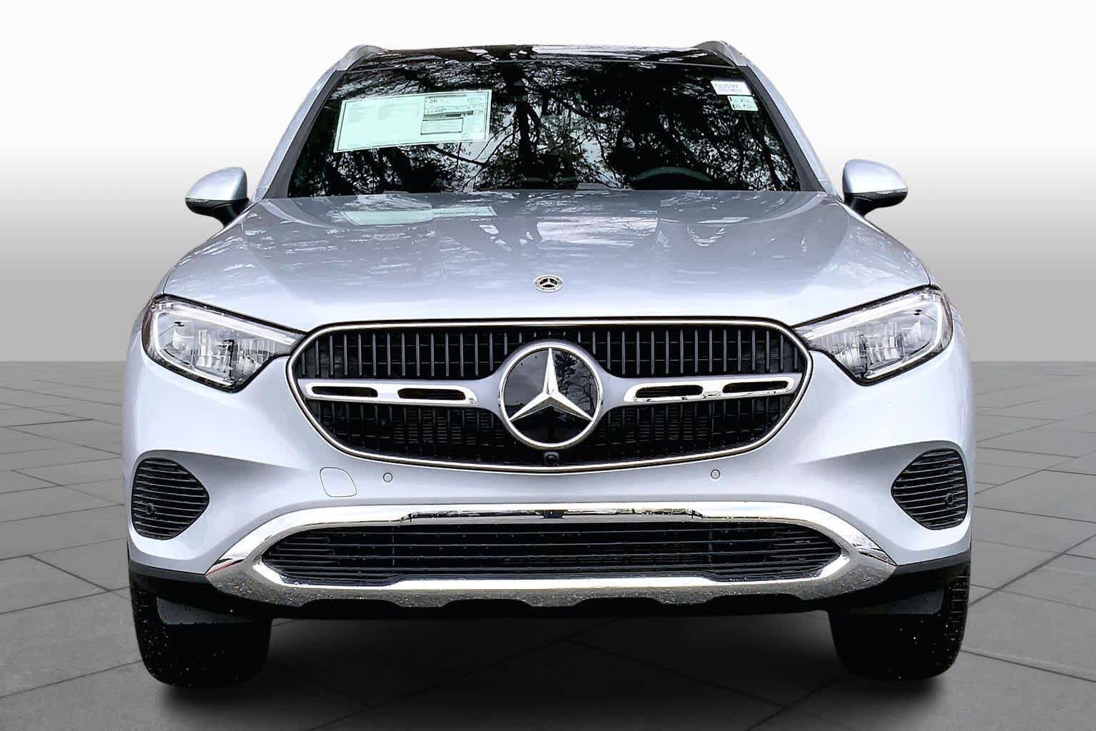New 2026 Cirrus Silver Metallic Mercedes-Benz GLC 300 image 3