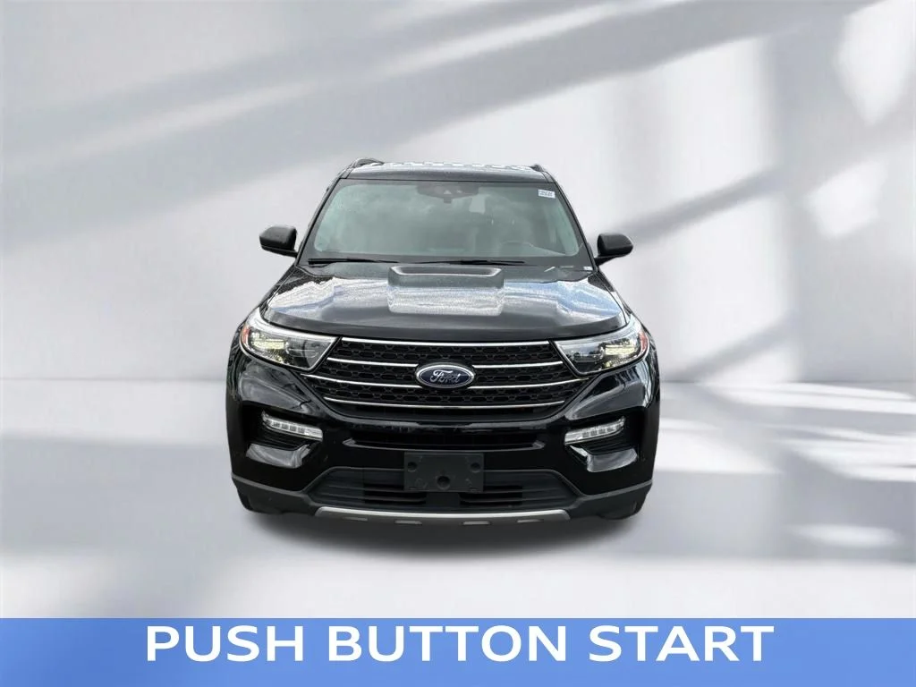Certified Used 2023 Black Ford XLT image 17