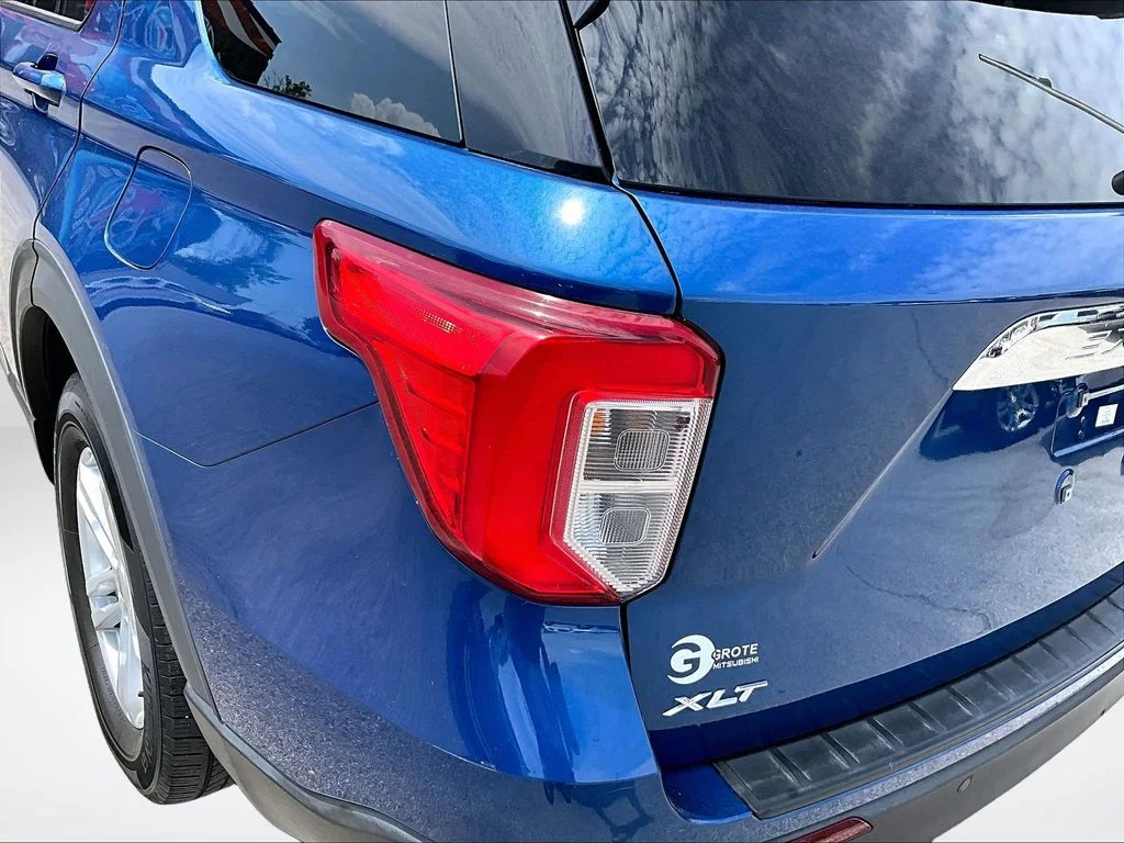 Used 2020 Blue Ford XLT image 32