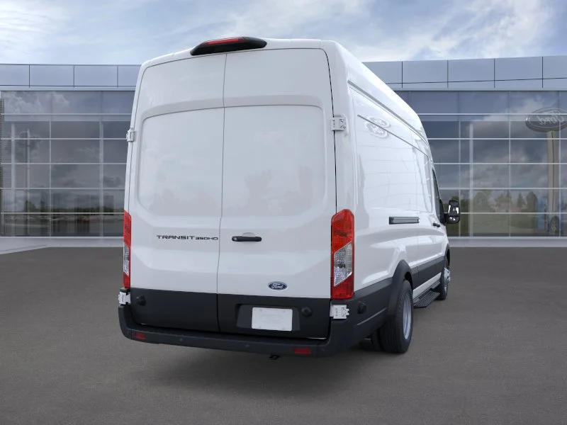 New 2026 Oxford White Ford Cargo Van image 9