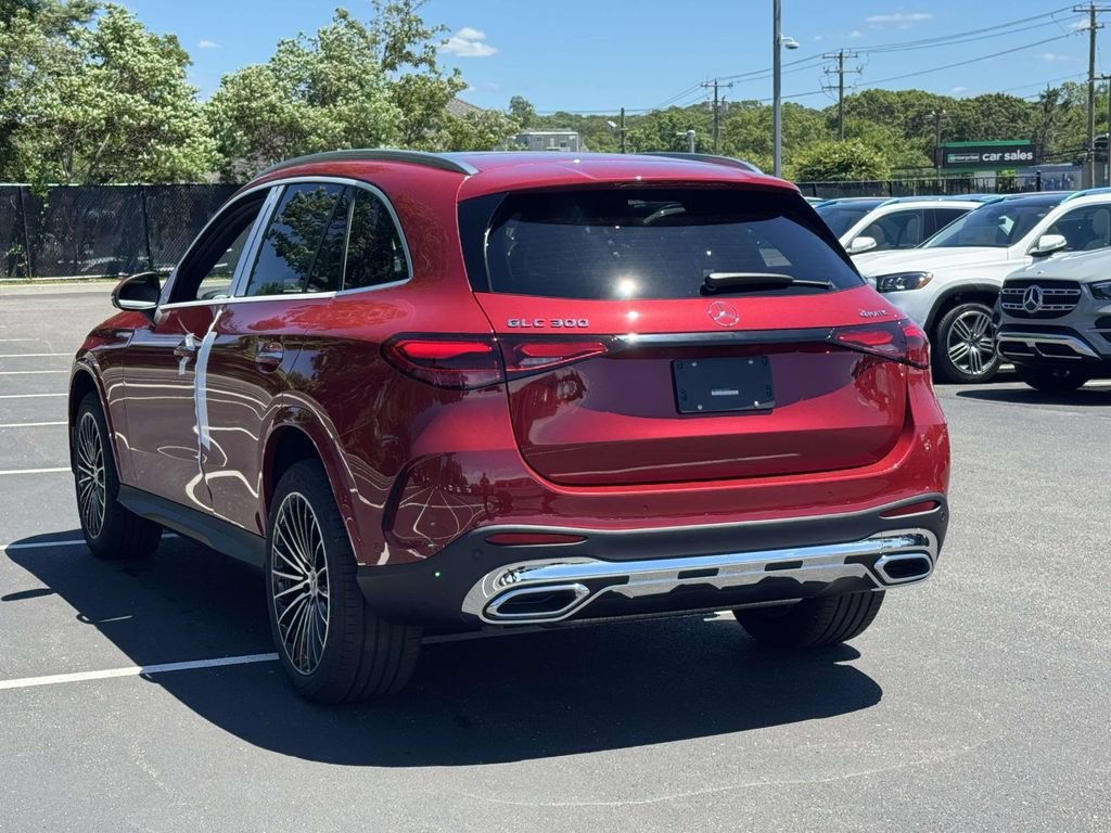 New 2026 MANUFAKTUR Patagonia Red Metallic Mercedes-Benz GLC 300 image 8