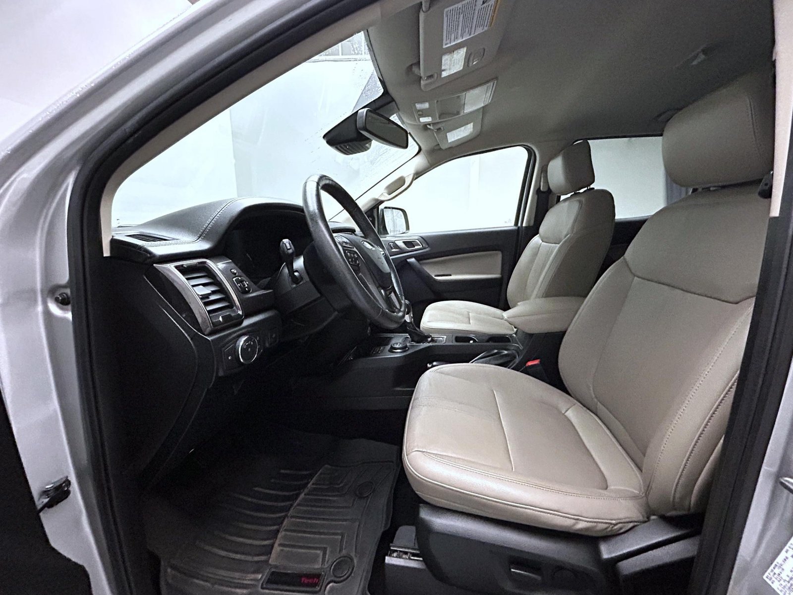 Used 2019 Silver Ford Lariat image 10