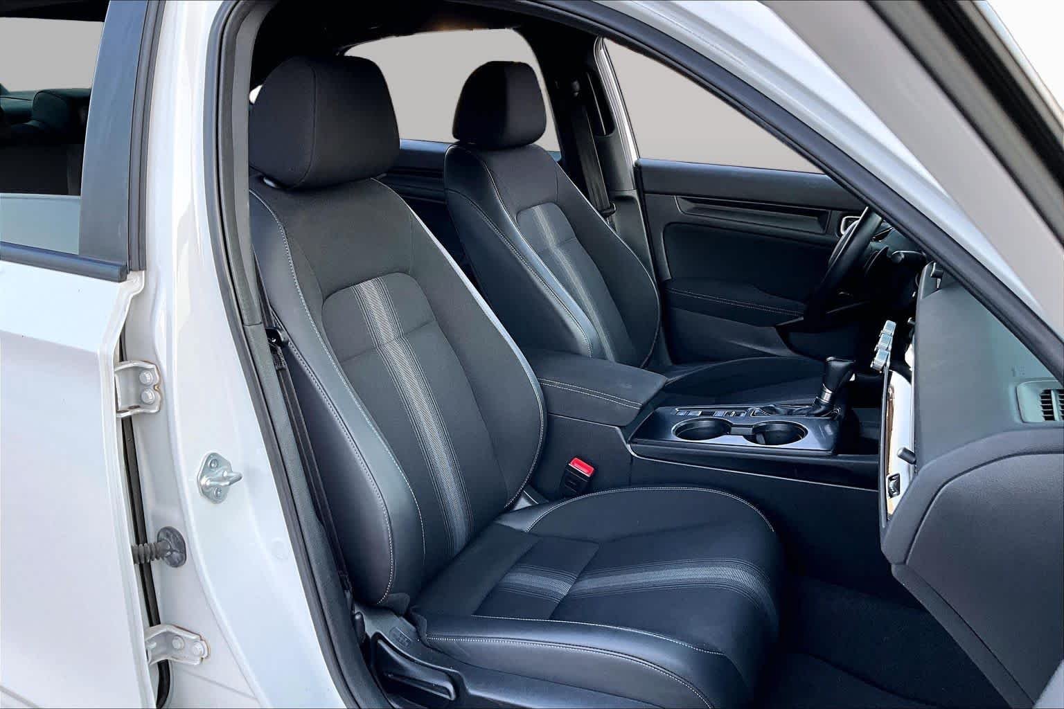 Used 2022 Platinum White Pearl Honda Sport image 8