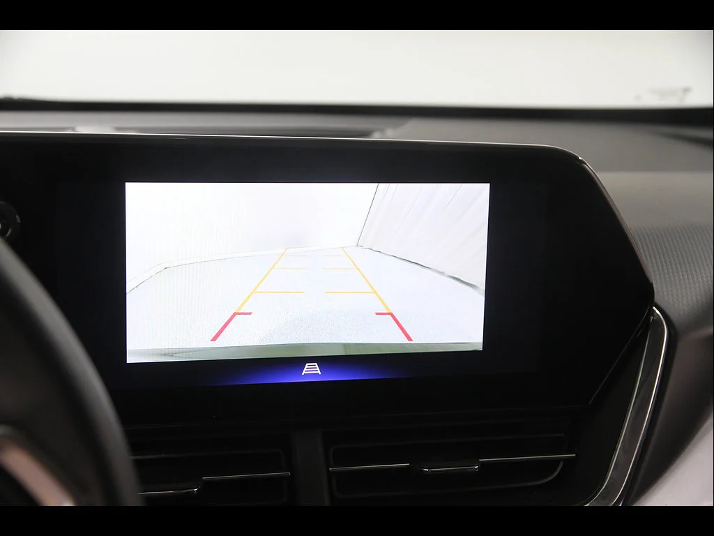 2024 Chevrolet Trax LT - Photo 13