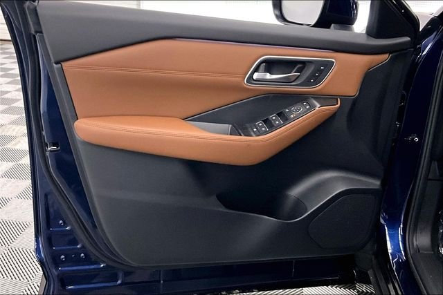 2025 Nissan Rogue Platinum - Photo 31
