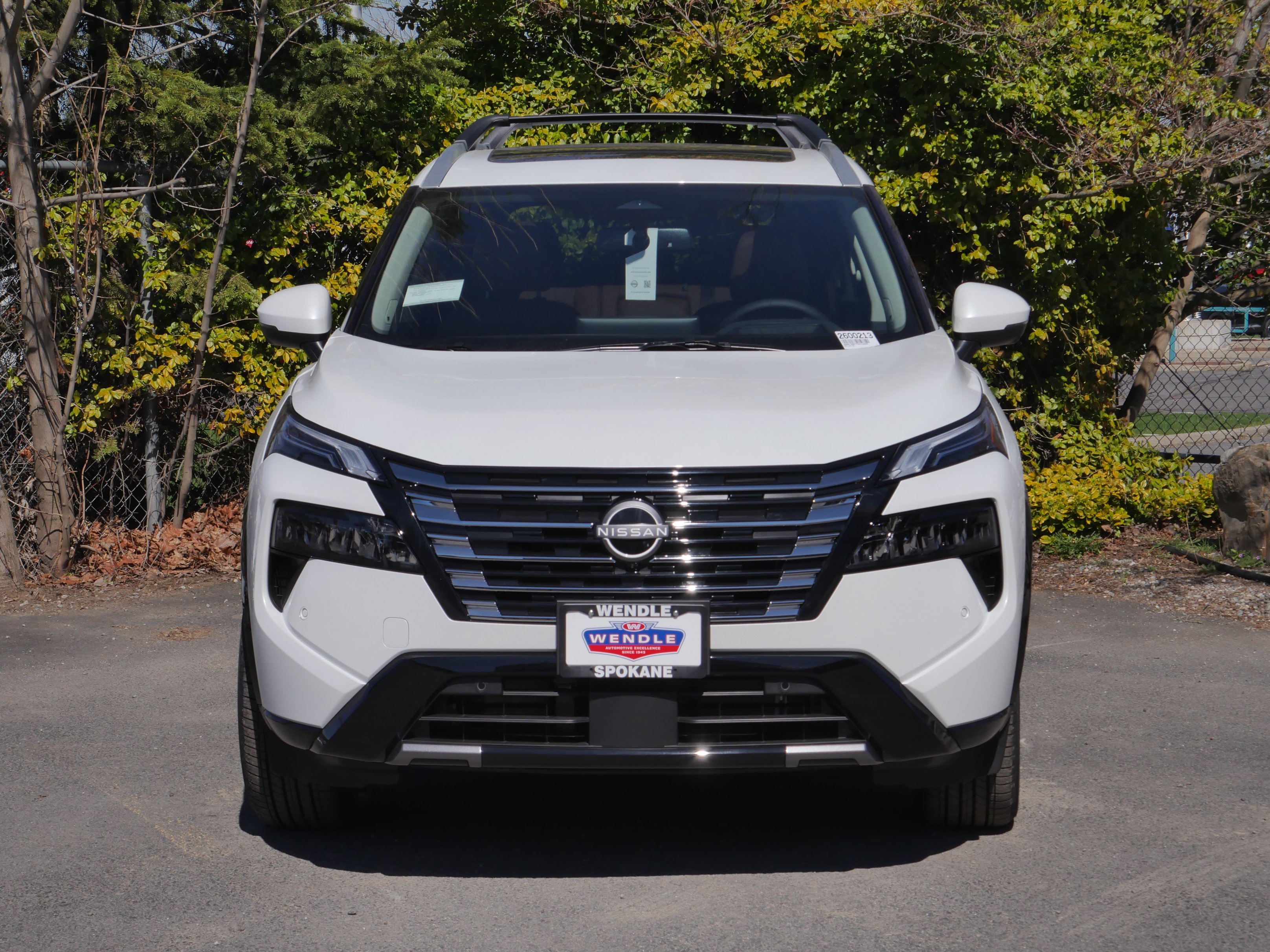 New 2026 Everest White Pearl TriCoat Nissan Platinum image 32