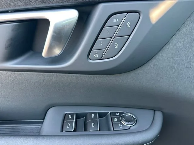 2026 Buick Enclave Sport Touring - Photo 24