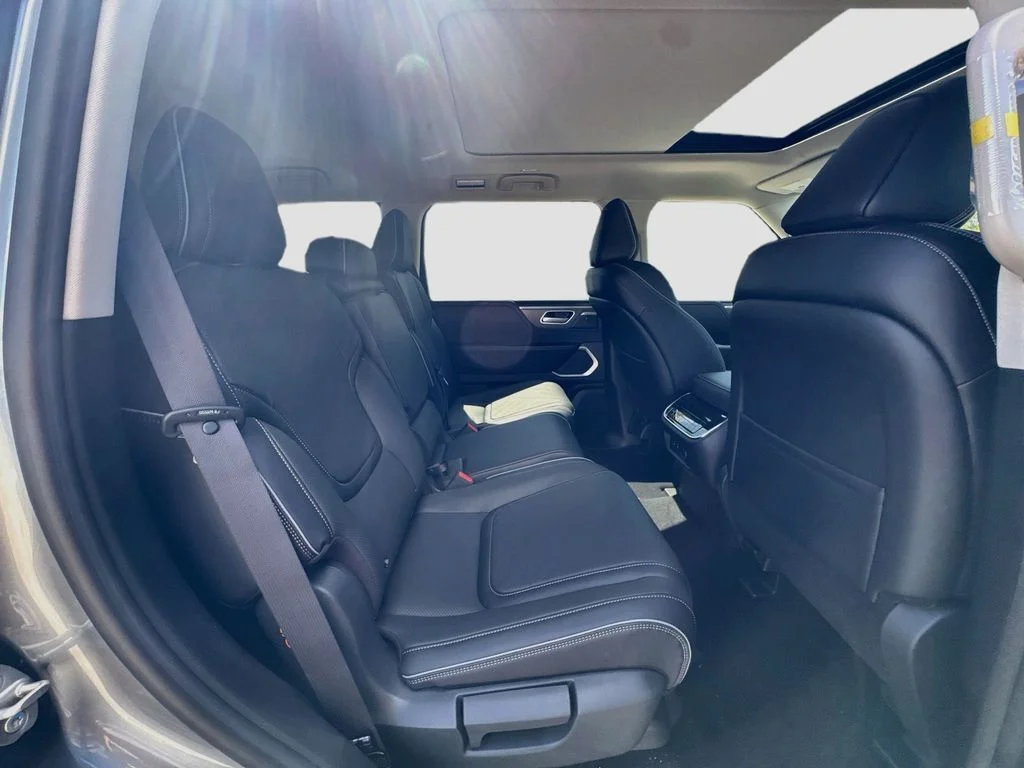 New 2027 DYNAMIC METAL INFINITI Luxe 4WD image 30