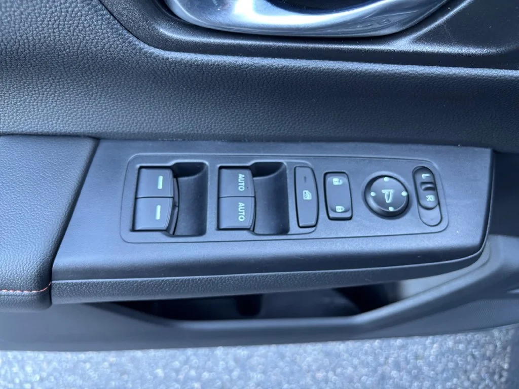 Used 2025 Gray Honda Sport image 29