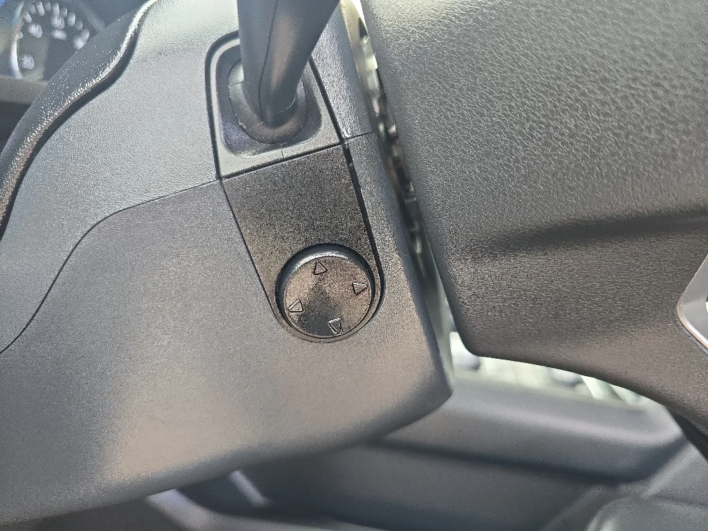 Used 2024  Ford XLT image 16