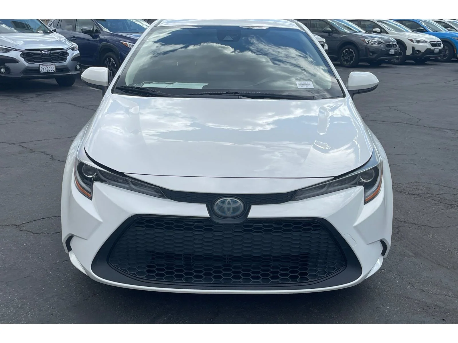 Used 2022 WHITE Toyota Hybrid LE image 9