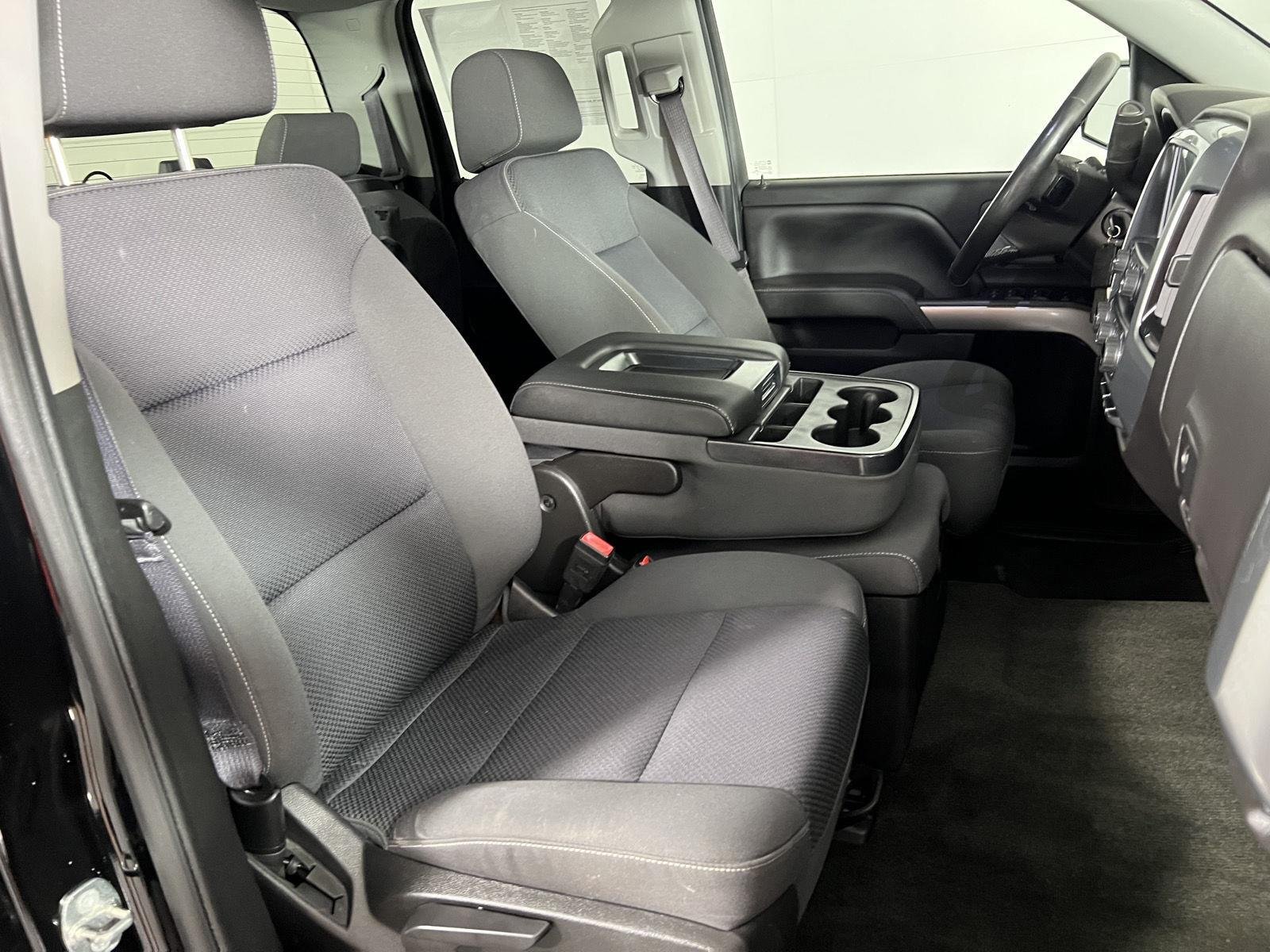 Used 2017 BLACK Chevrolet LT image 19