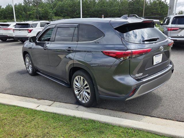 Used 2023 Gray Toyota Platinum image 8