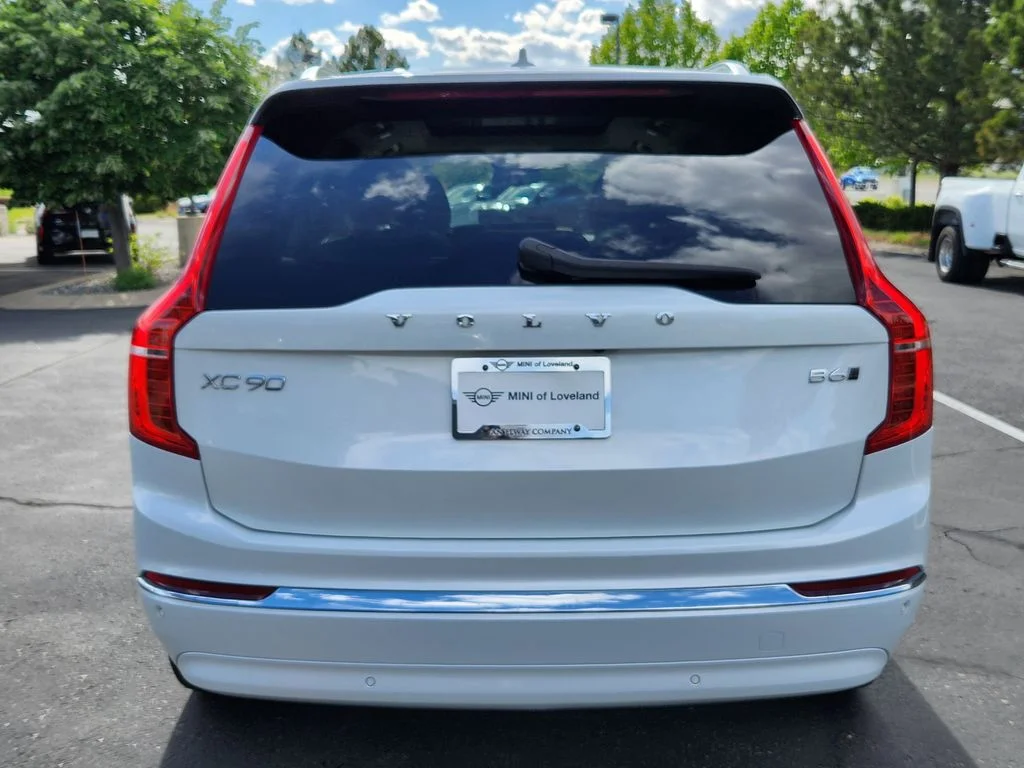 Used 2023 White Volvo Ultimate image 14