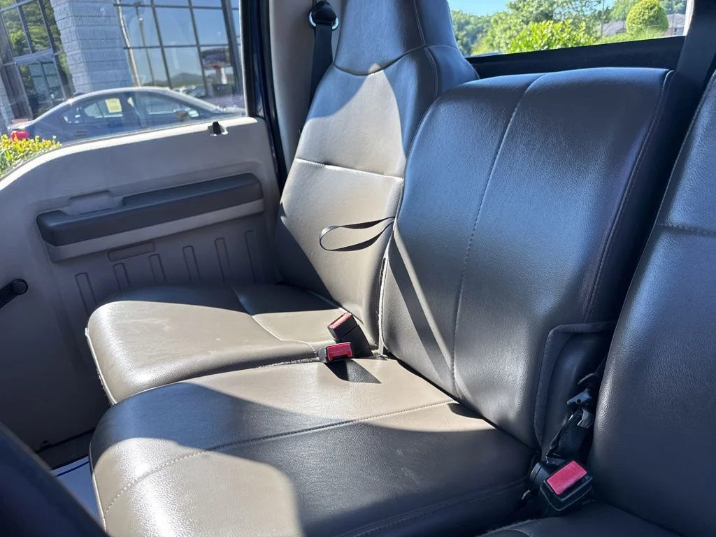 Used 2010 Blue Ford XL image 25