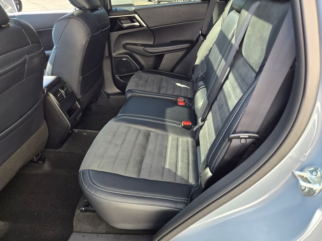 2025 Mitsubishi Outlander Trail Edition - Photo 13