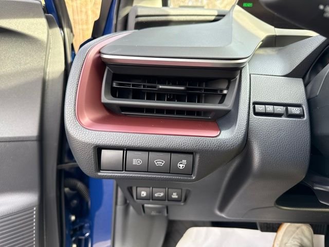 2026 Toyota Prius Plug-in Hybrid XSE Premium - Photo 23