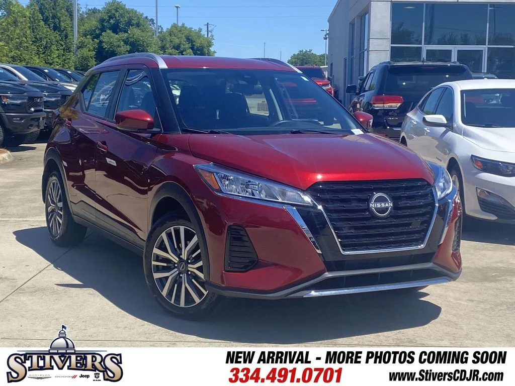 Used 2023 Red Nissan SV image 36