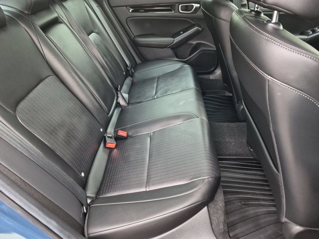 Used 2025  Honda Sport image 20