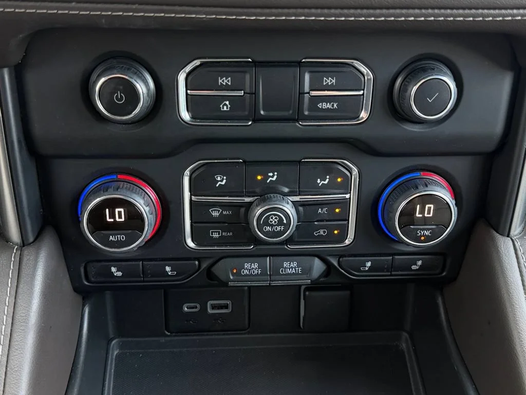 Used 2022 Summit White Chevrolet LT image 23
