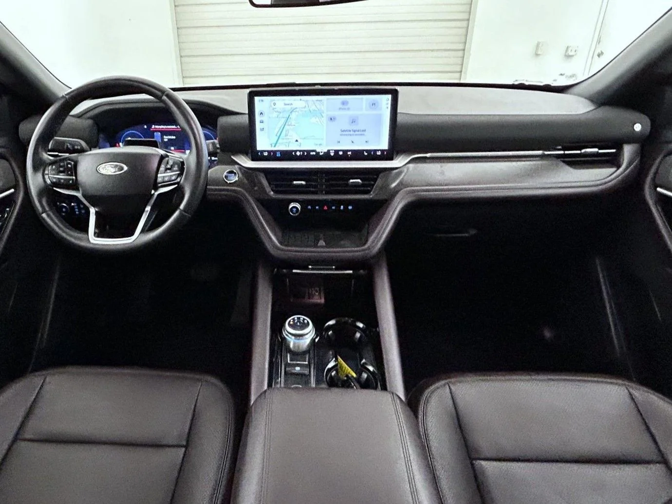 Used 2025 White Ford Platinum image 13