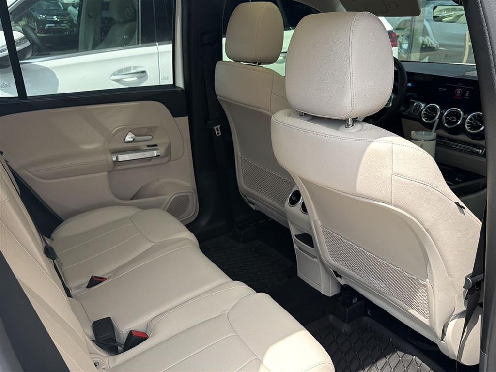 Certified Used 2023 Polar White Mercedes-Benz GLB 250 image 12