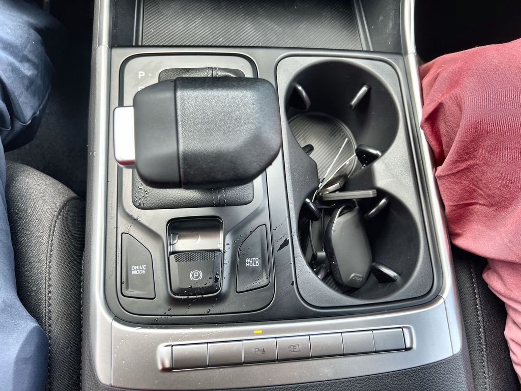 New 2026 White Kia LX image 20