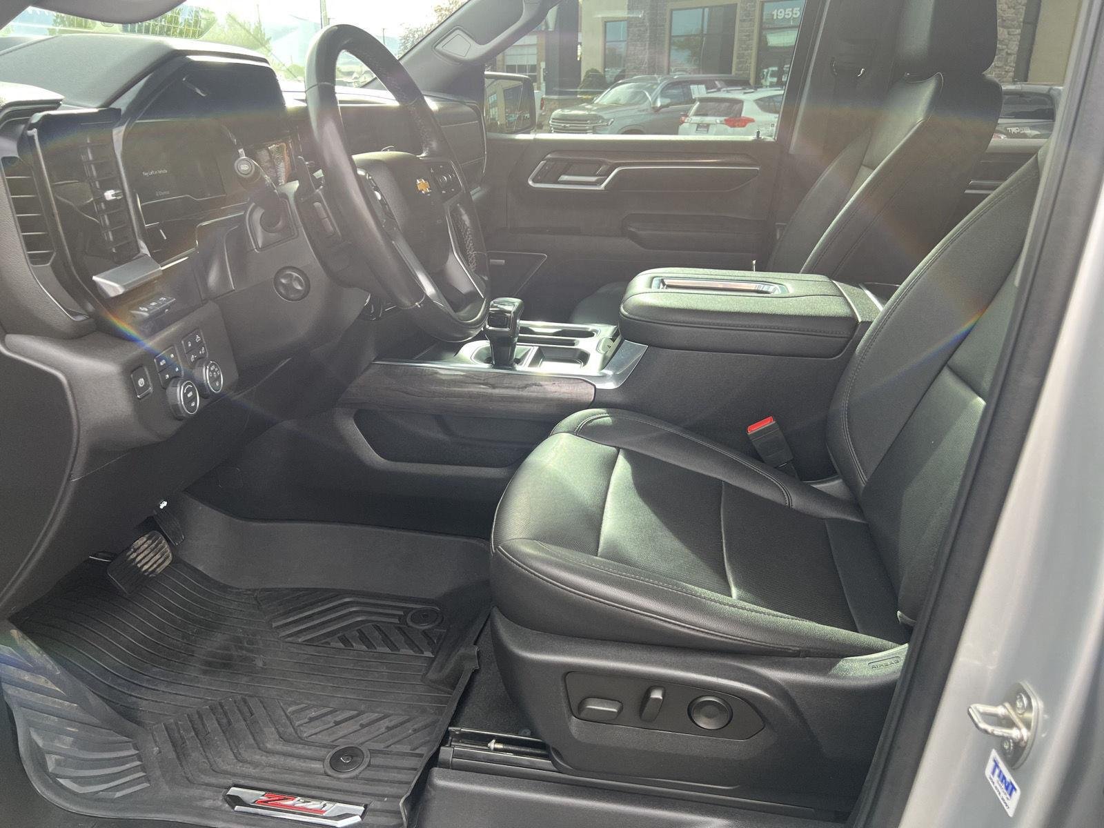2022 Chevrolet Silverado 1500 LTZ - Photo 16