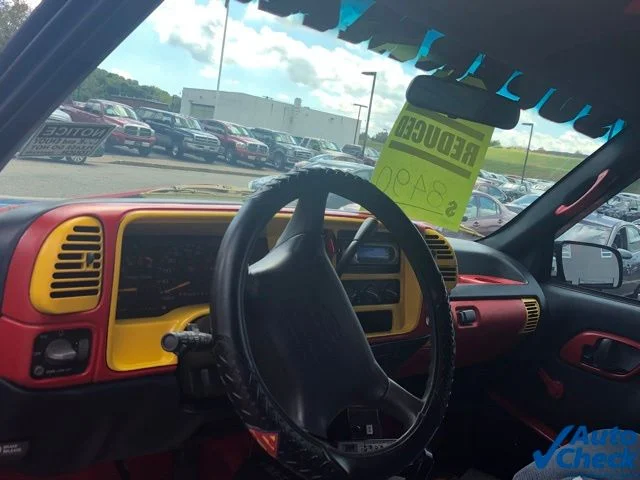 Used 1996 Blue Chevrolet Base image 19
