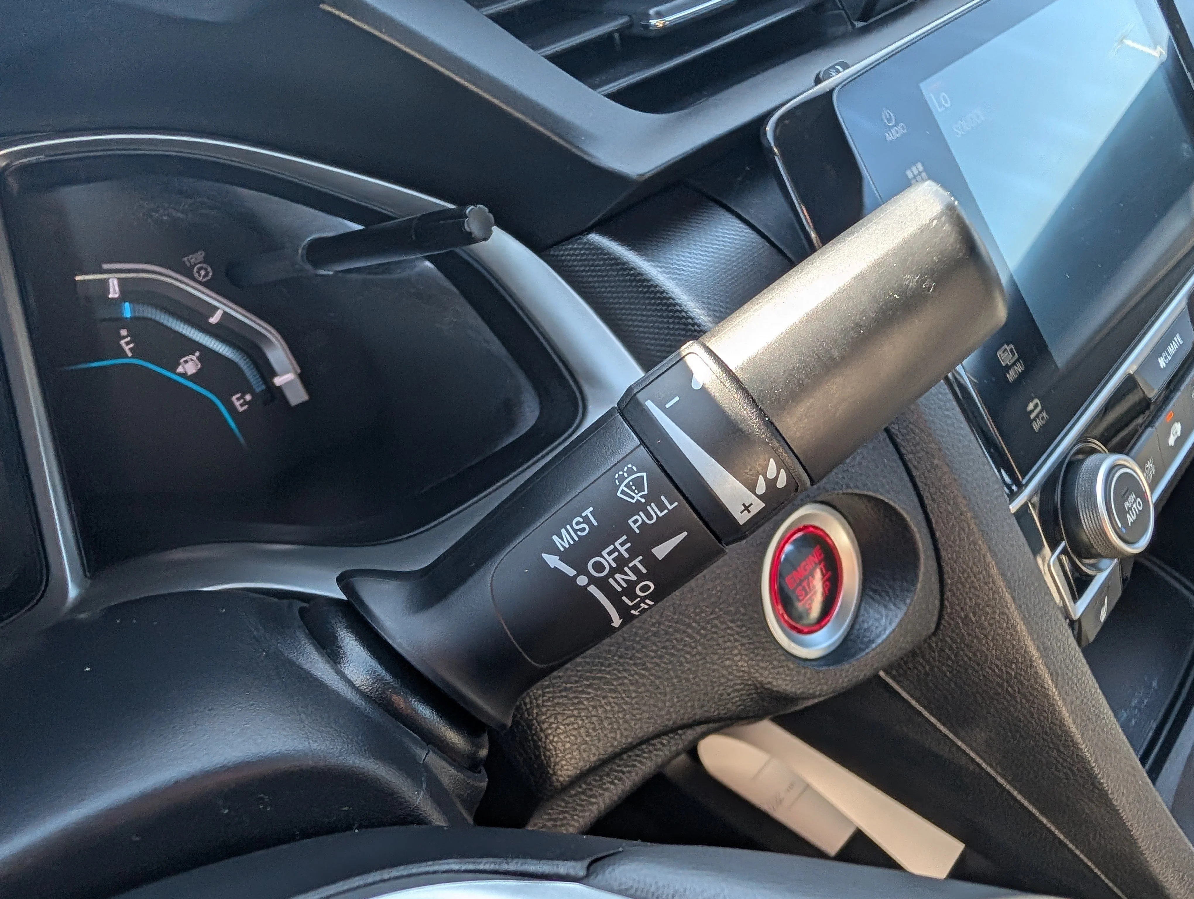 Used 2018 Modern Steel Metallic Honda EX-T image 27
