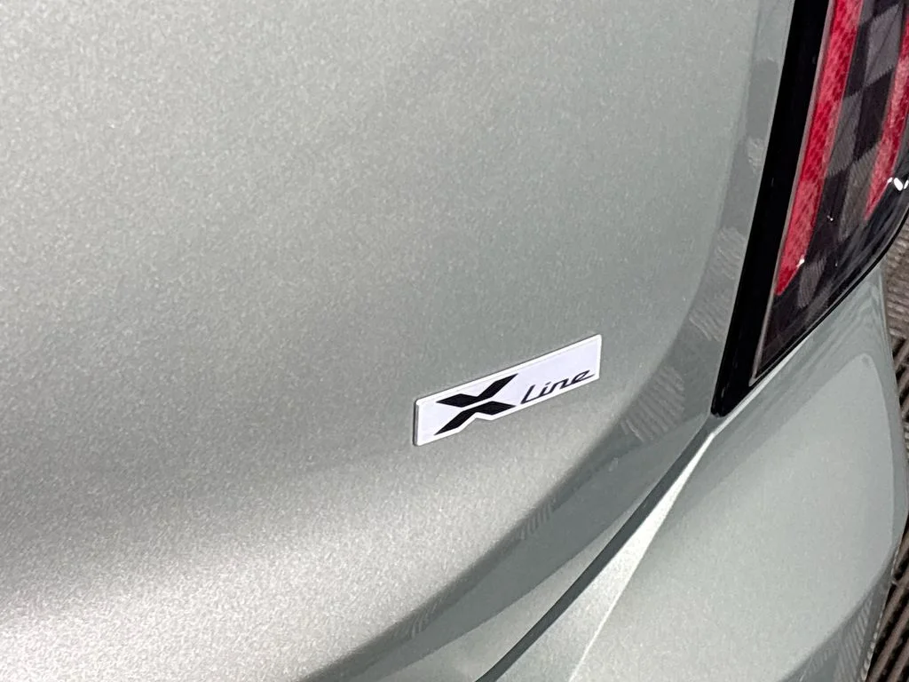 Used 2025 Green Kia SX X-Line image 25