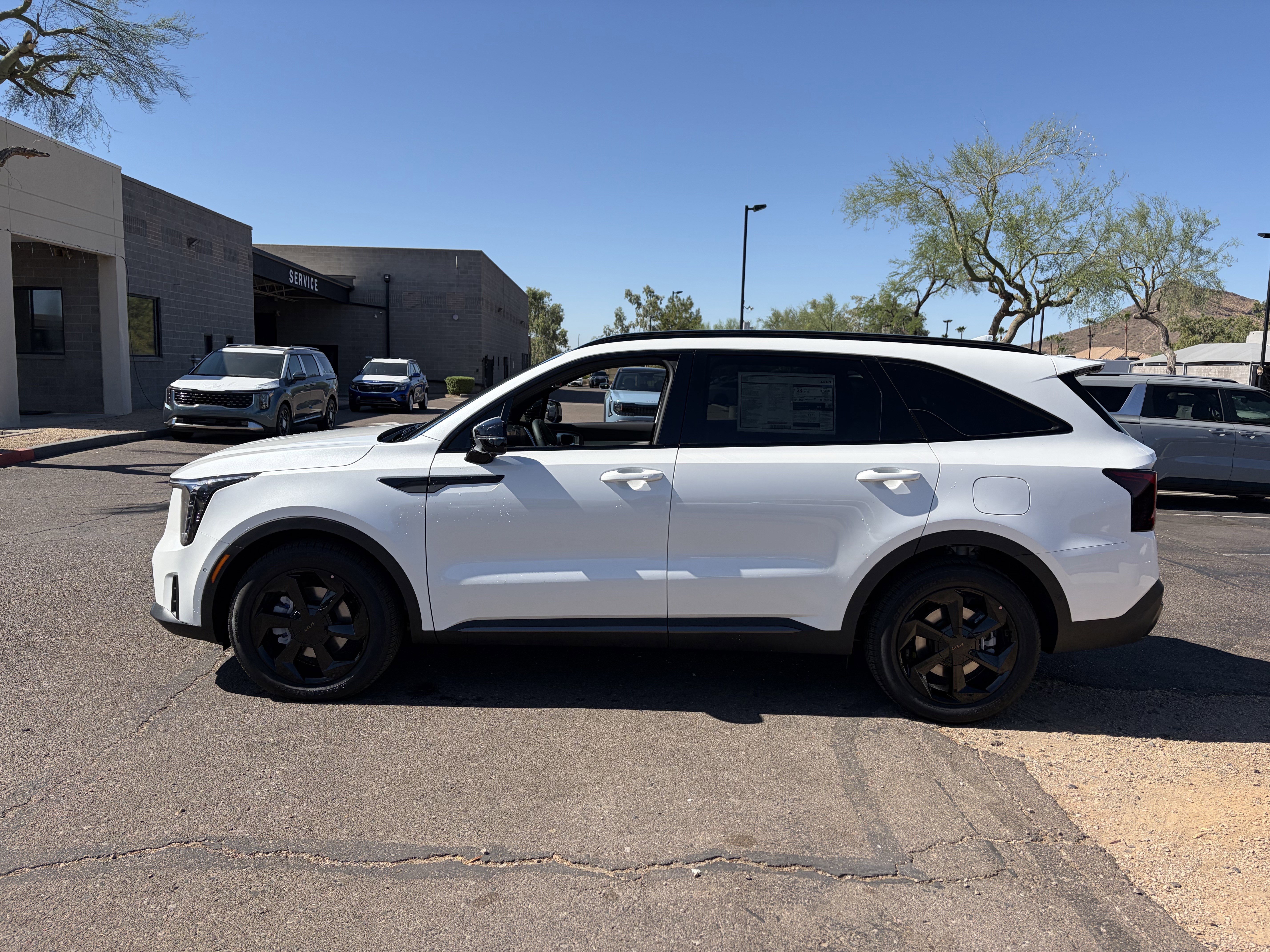 New 2026 Snow White Pearl Kia X-Line SX Prestige AWD image 5
