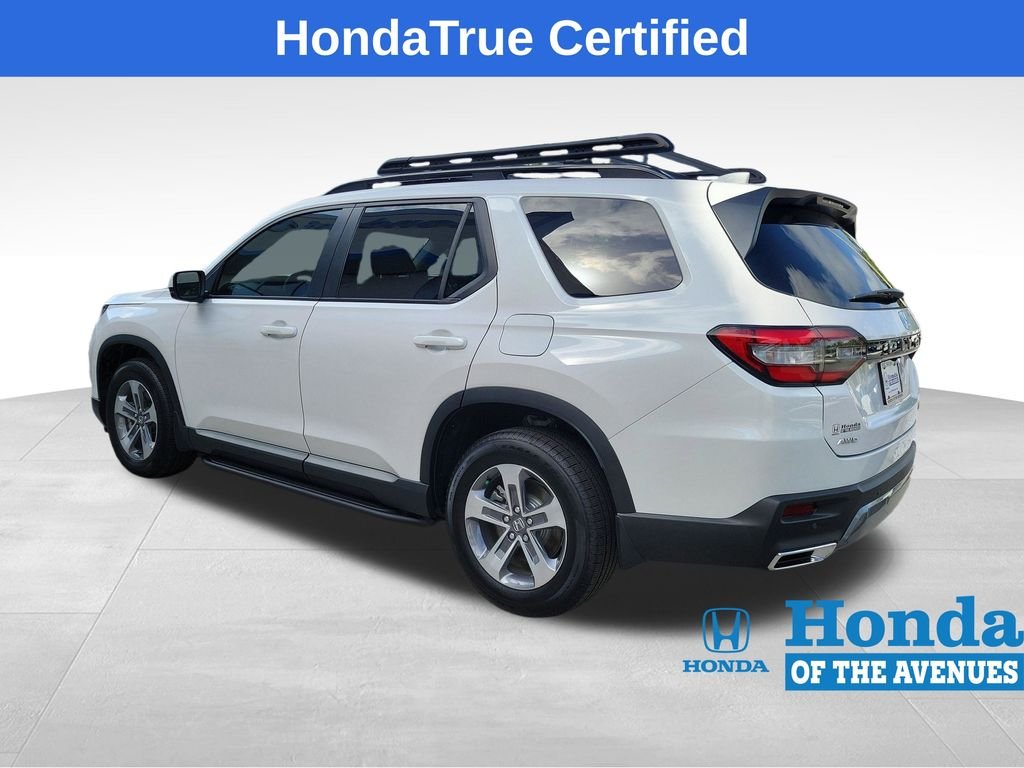 Certified Used 2026 Platinum White Pearl Honda AWD EX-L image 4